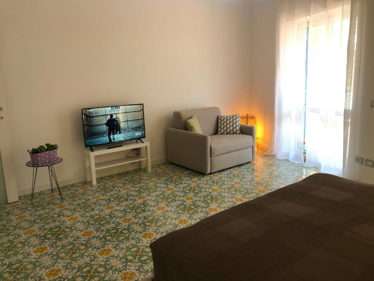 Casa Mami - Luxury Apartment And Pool - Соренто Екстериор снимка