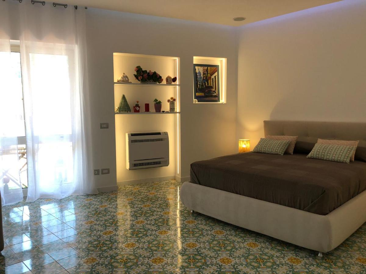 Casa Mami - Luxury Apartment And Pool - Соренто Екстериор снимка
